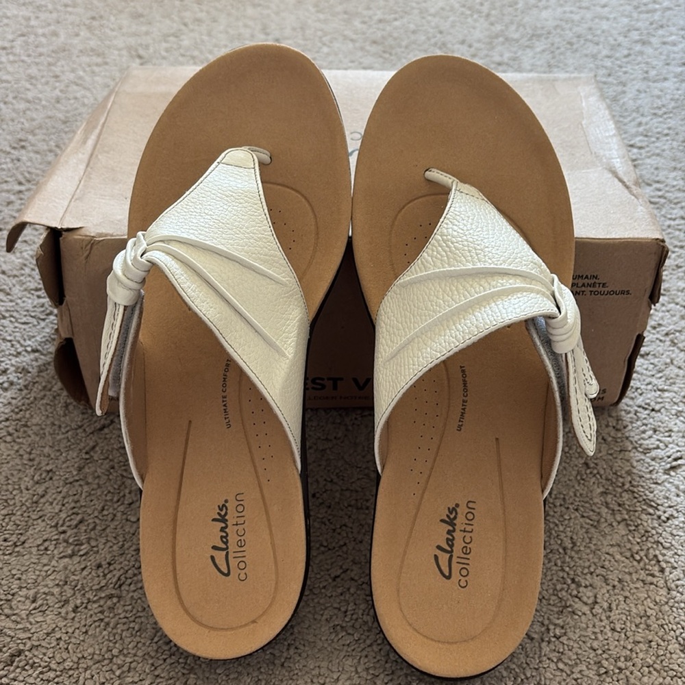 Clarks Women's Cream Sandals with Floral Detail 12W